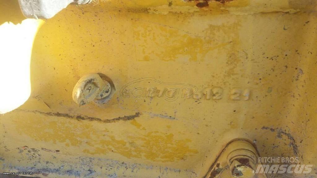 Lamborghini 85 Двигуни
