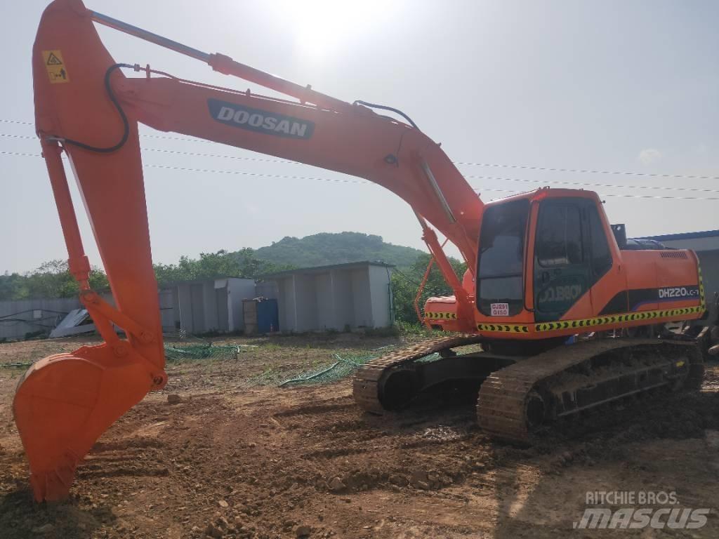Doosan DH220LC-7 Гусеничні екскаватори