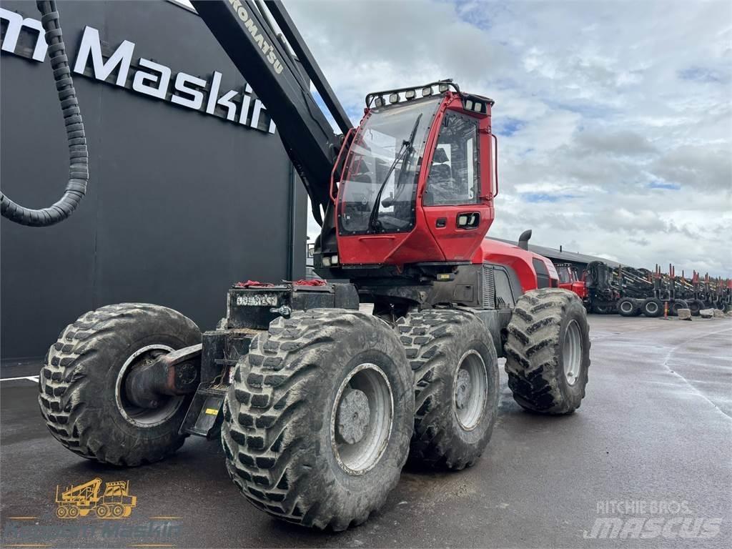 Komatsu 951 Харвестери