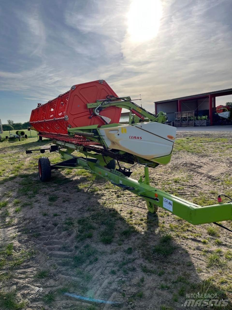 CLAAS Lexion 650 Зернозбиральні комбайни