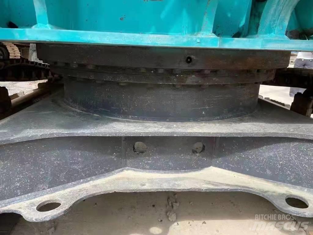 Kobelco SK 130 Гусеничні екскаватори