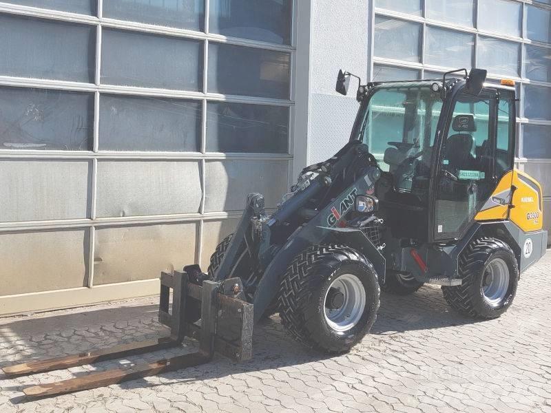 Giant G 3500 X-Tra Міні-навантажувачі