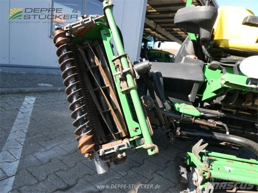 John Deere 8700 Косилки