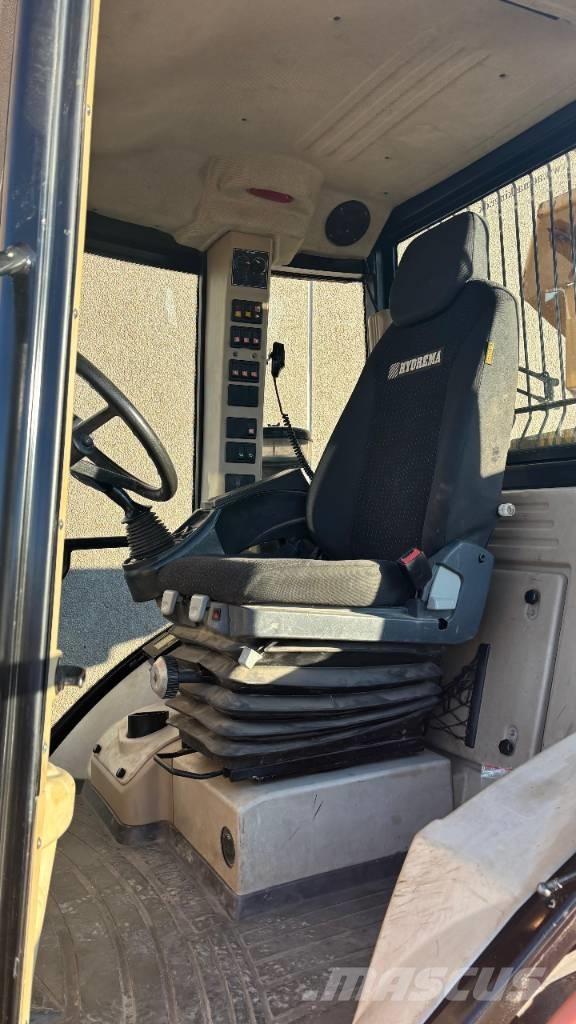 Hydrema 912 ES Зчленовані самоскиди