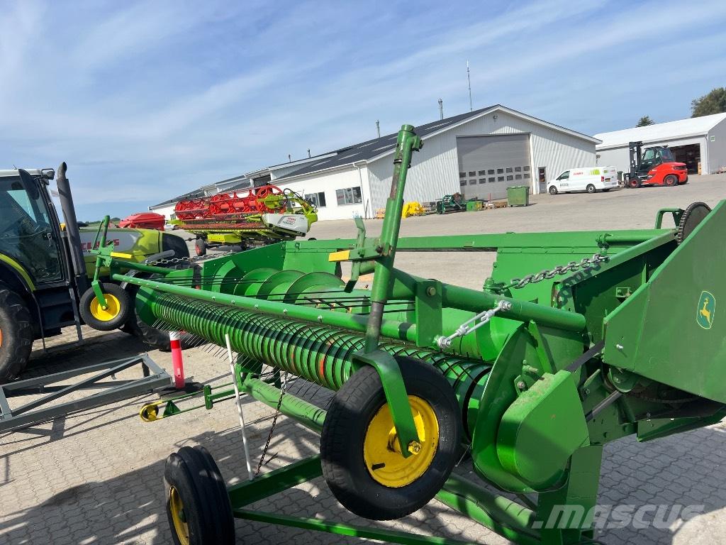 John Deere Pickup Додаткове обладнання для збиральних комбайнів