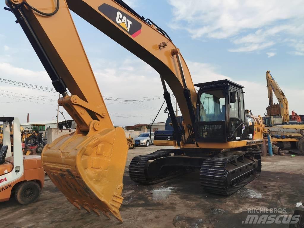 CAT 330DL Гусеничні екскаватори