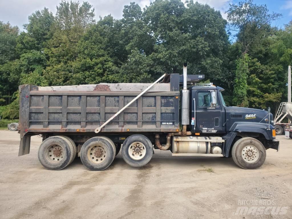 Mack CL713 Самоскиди