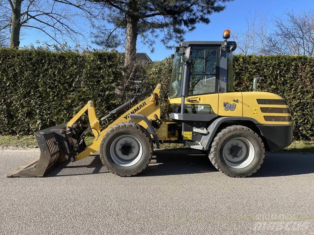 Yanmar V80 Фронтальні навантажувачі