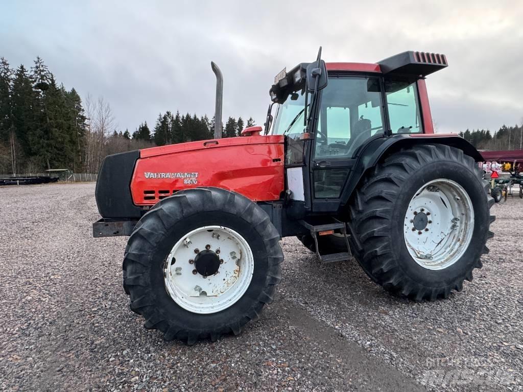 Valtra Valmet 8400 Трактори