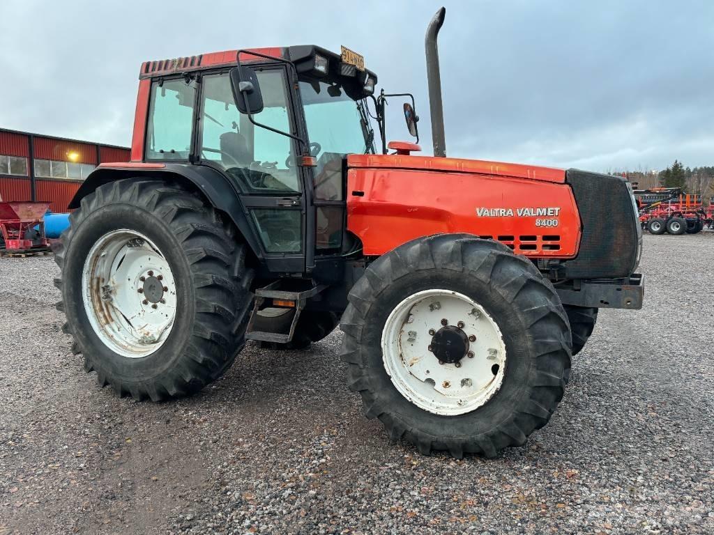 Valtra Valmet 8400 Трактори