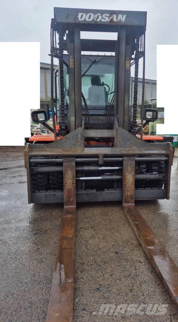 Doosan D 160 S-5 Дизельні навантажувачі