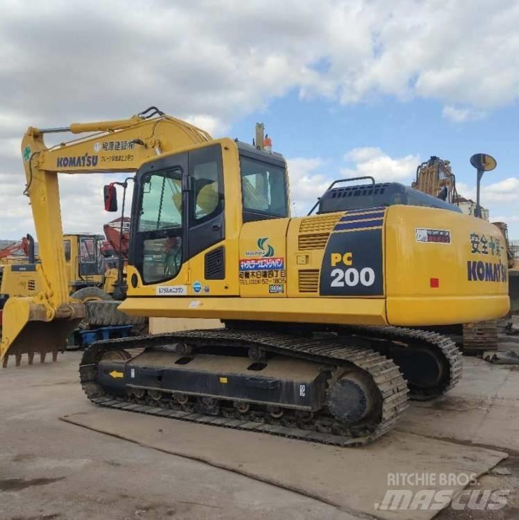 Komatsu pc200-8 Гусеничні екскаватори
