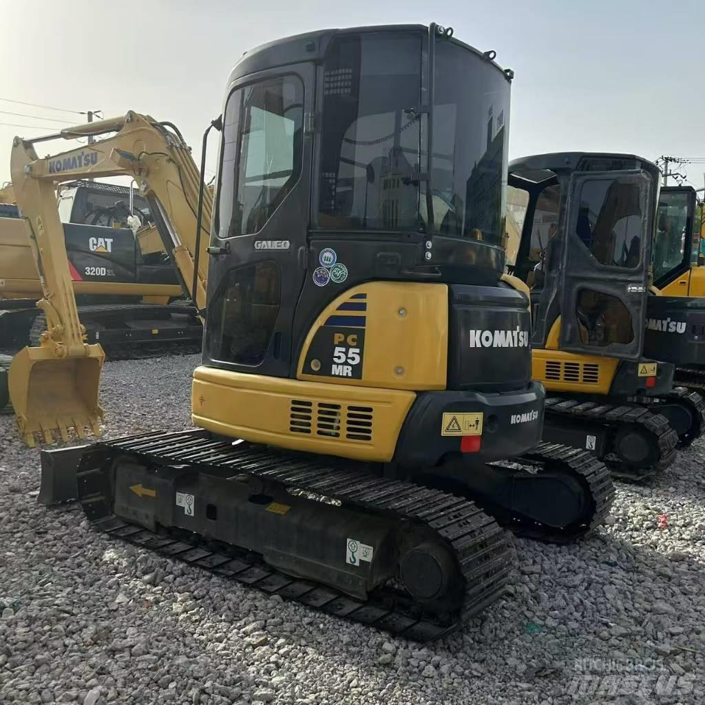 Komatsu 55-2 Гусеничні екскаватори