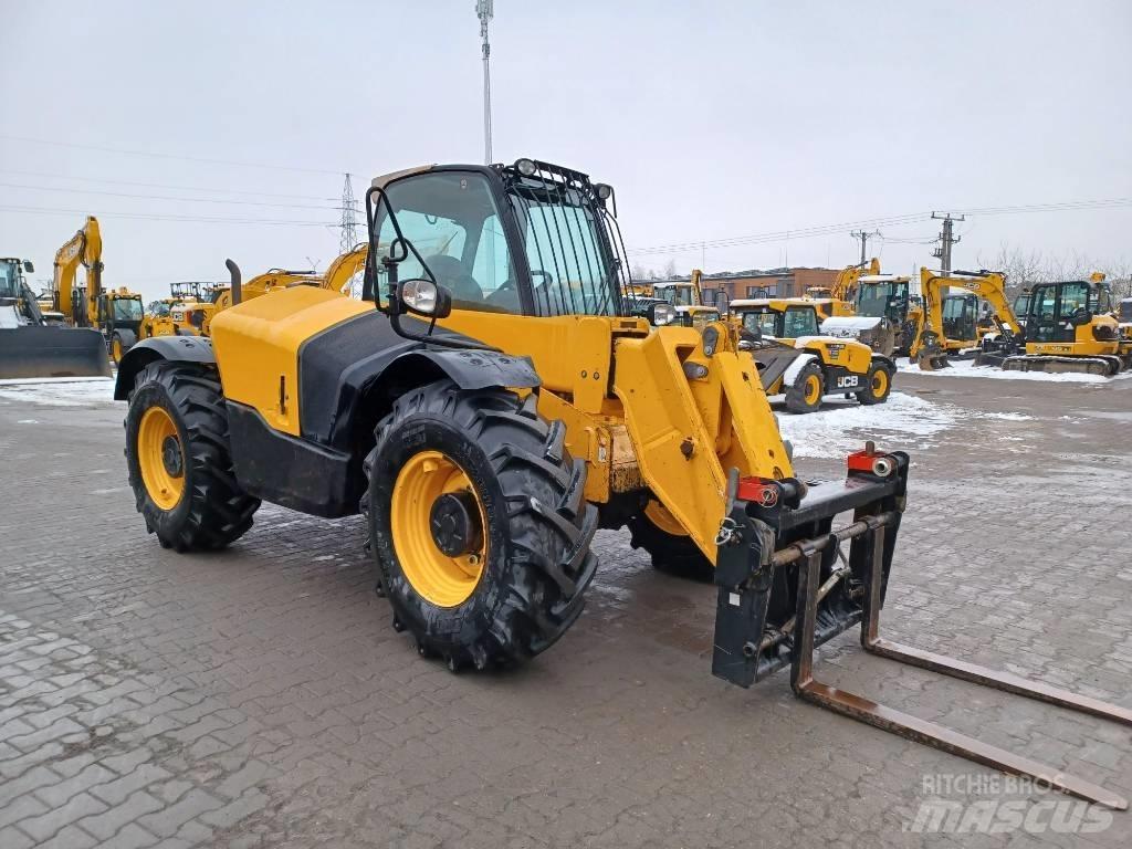 JCB 531-70 Телескопічні навантажувачі