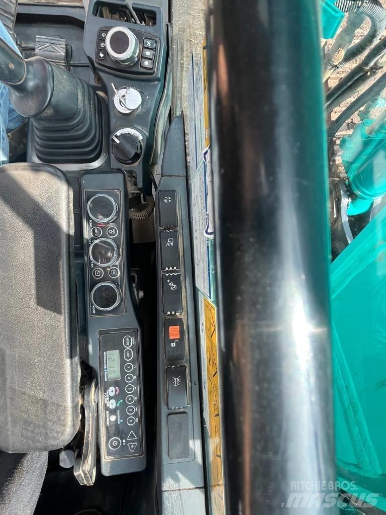 Kobelco SK130LC-11 Гусеничні екскаватори
