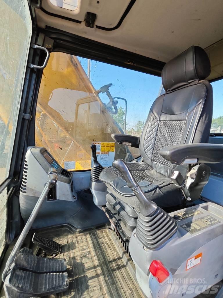 Komatsu PC 160 LC-7 Гусеничні екскаватори