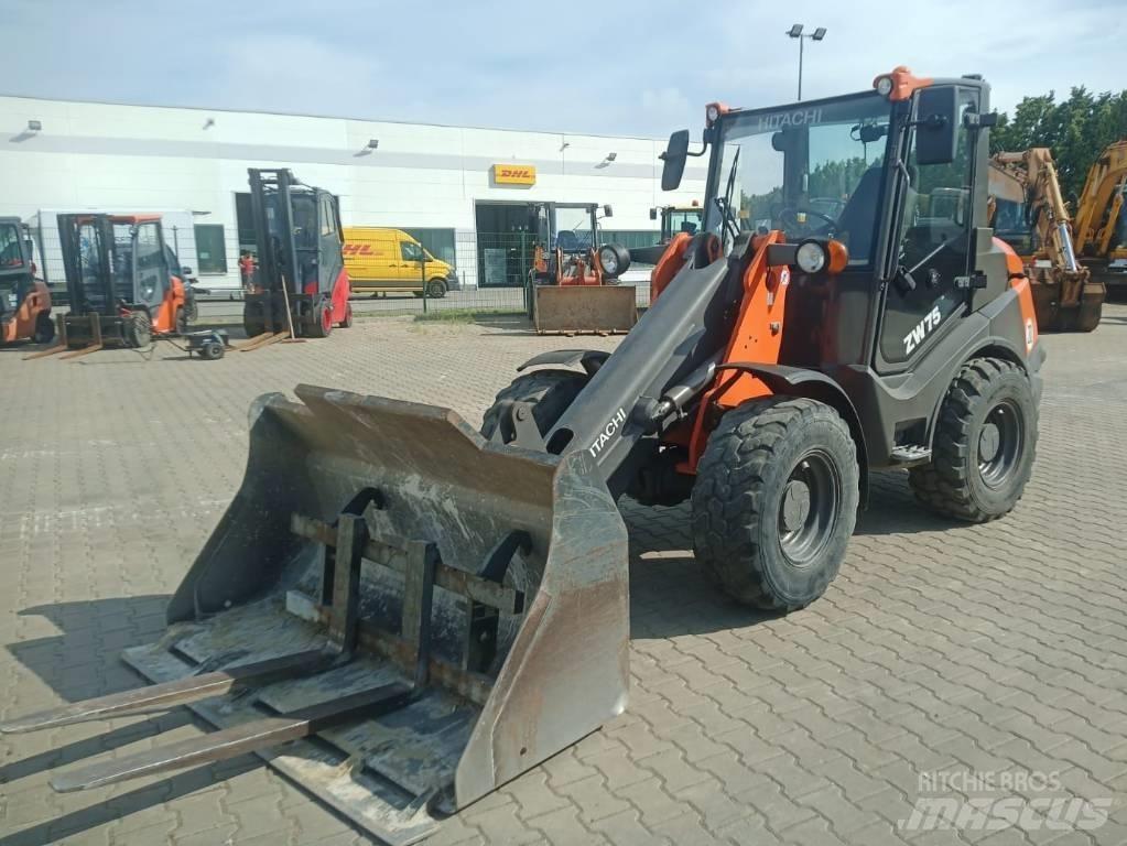 Hitachi ZW 75 Фронтальні навантажувачі