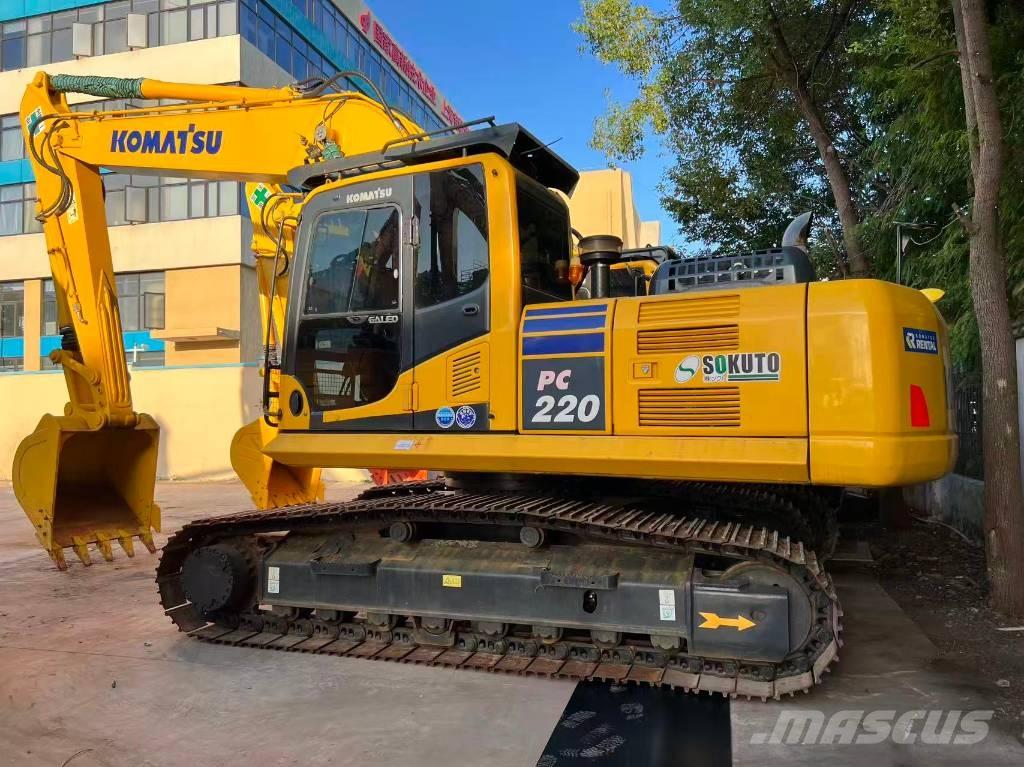 Komatsu PC 220-8 Гусеничні екскаватори