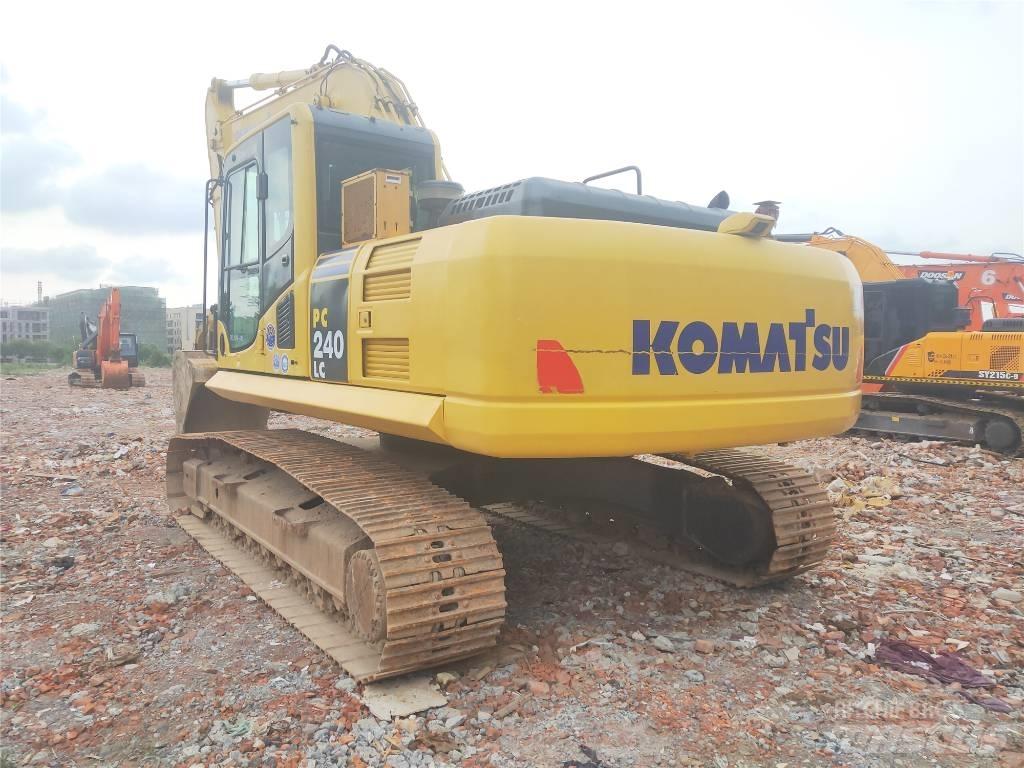 Komatsu PC 240LC-8 Гусеничні екскаватори