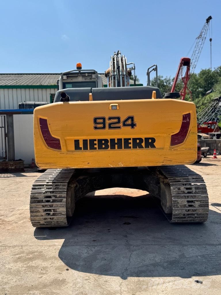 Liebherr 924 Гусеничні екскаватори