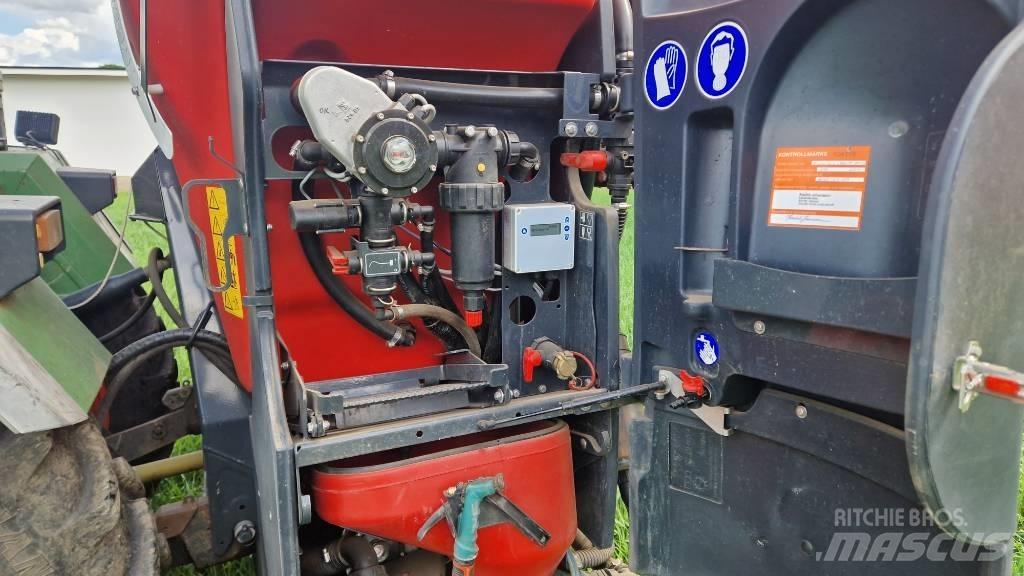 Kverneland B18 Навісні обприскувачі