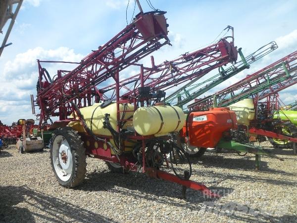 Hardi 2500 Самохідні обприскувачі