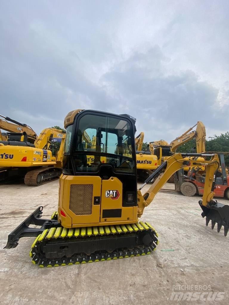 CAT 302 Міні-екскаватори < 7т