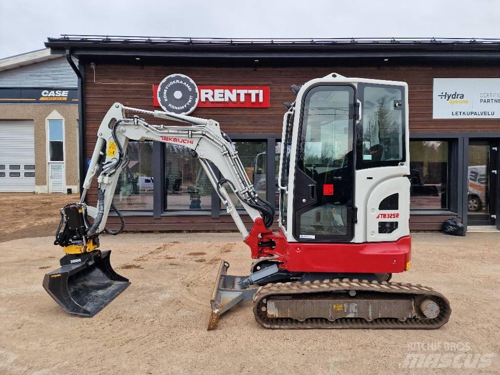 Takeuchi TB 325 R Міні-екскаватори < 7т
