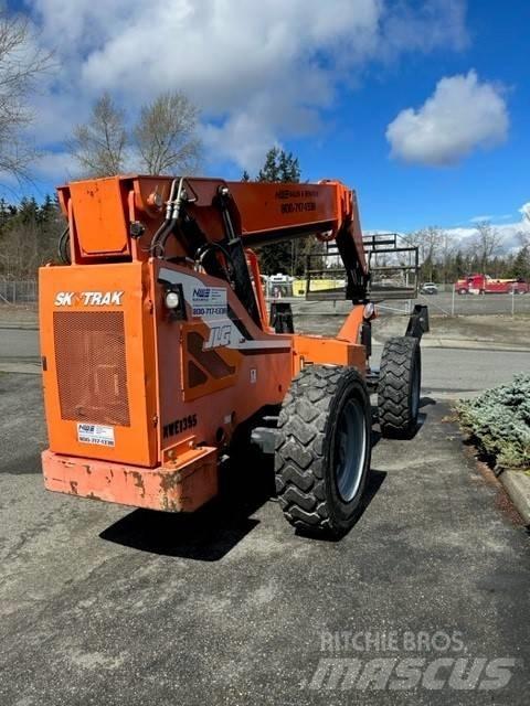 JLG 10054 Навантажувачі підвищеної прохідності