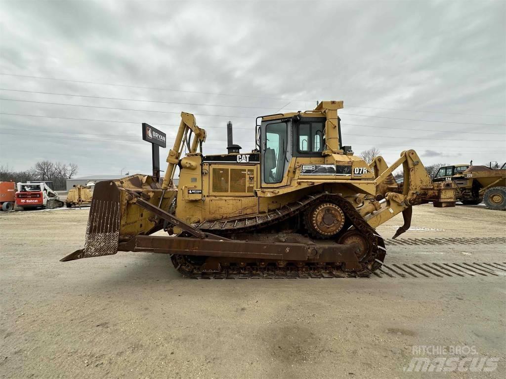 CAT D7R Гусеничні бульдозери
