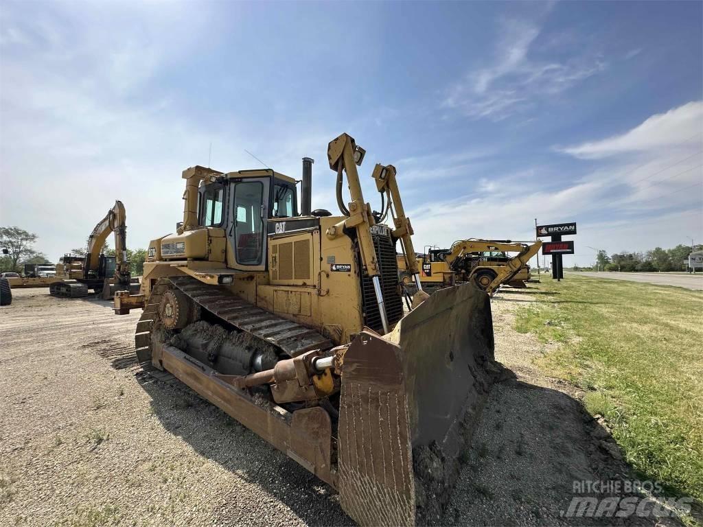 CAT D7R Гусеничні бульдозери