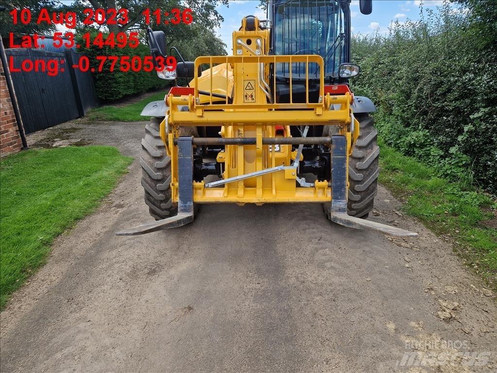 JCB 535-95 Телескопічні навантажувачі