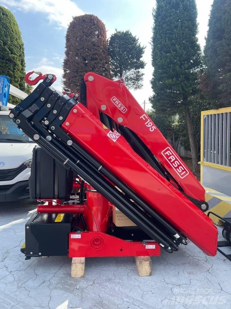 Fassi F195A.1.25 Крани вантажників