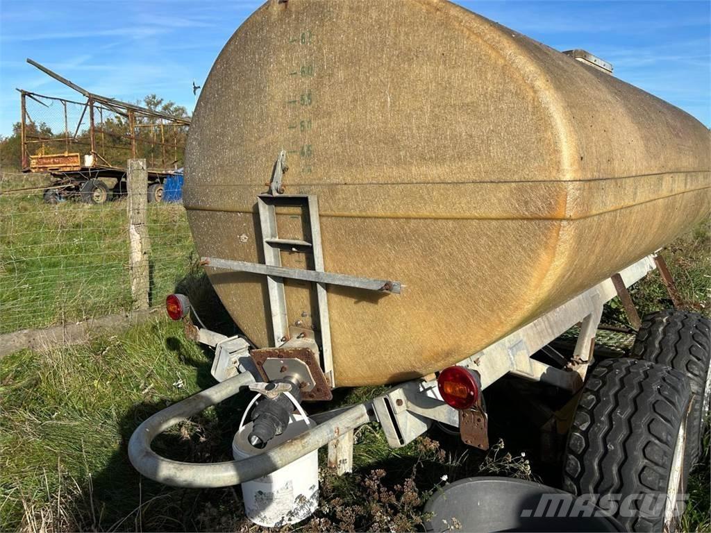 Chemo 310/65 Напівпричепи-автоцистерни