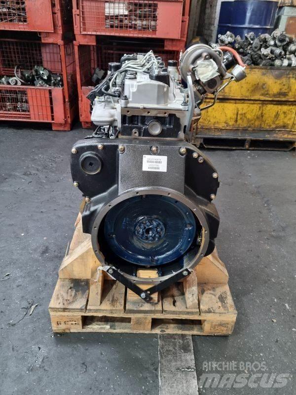 JCB 672 TA2-165 Двигуни