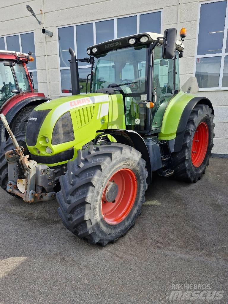 CLAAS Arion 640 Трактори
