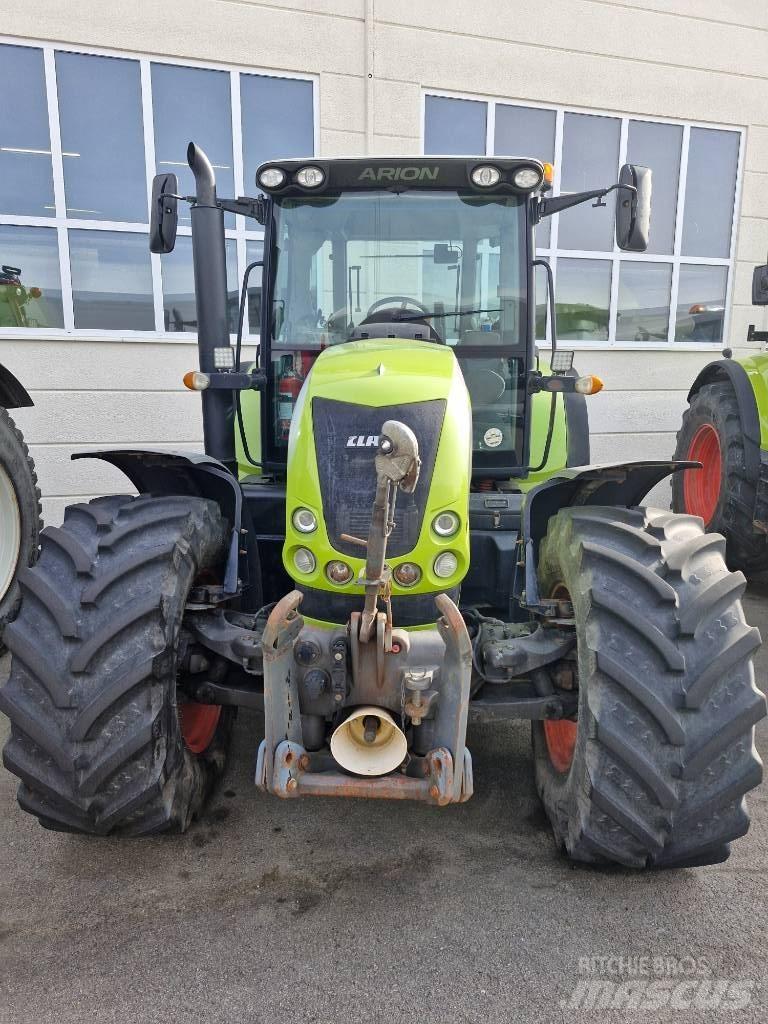 CLAAS Arion 640 Трактори