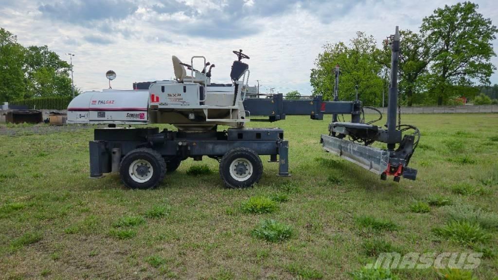 Somero SXP Бетонні розподільні буми