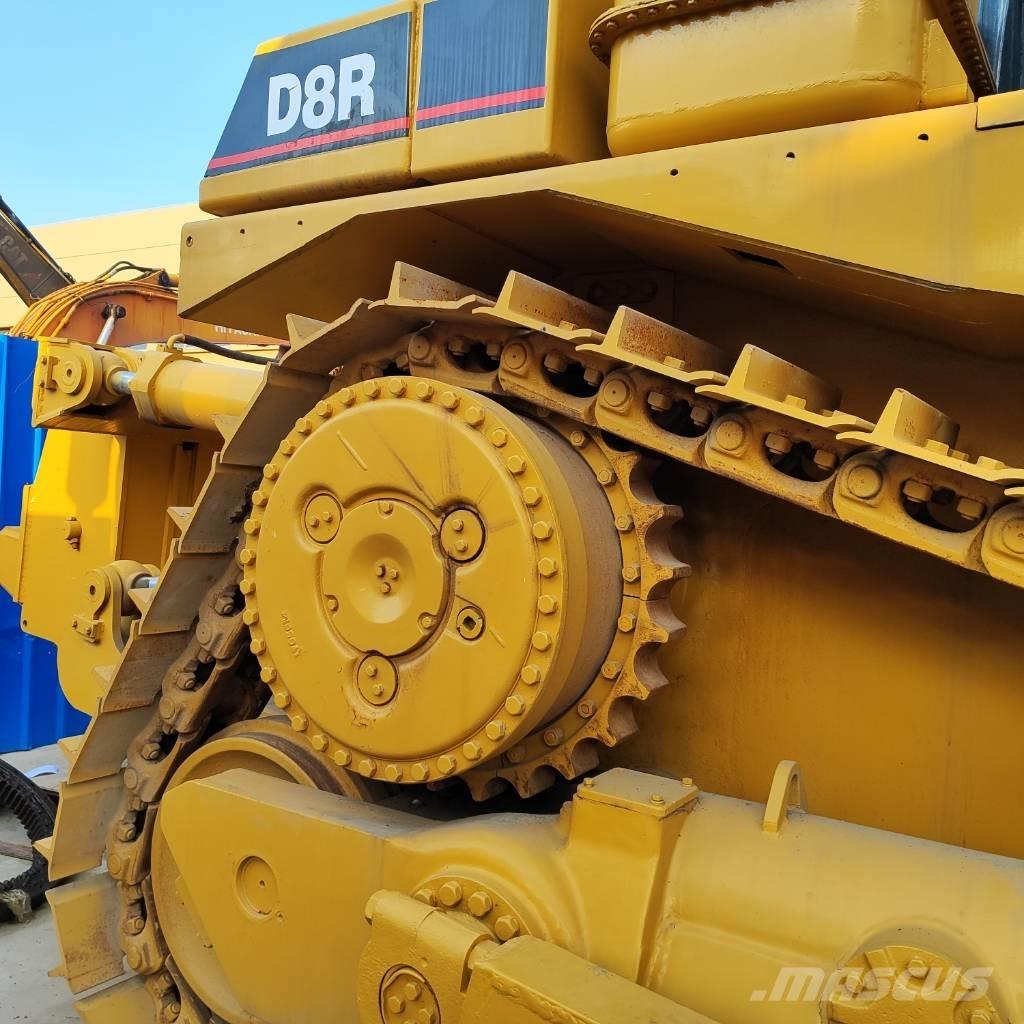 CAT D 8 R Гусеничні бульдозери