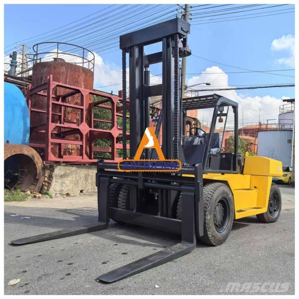 Komatsu FD150-7 Дизельні навантажувачі