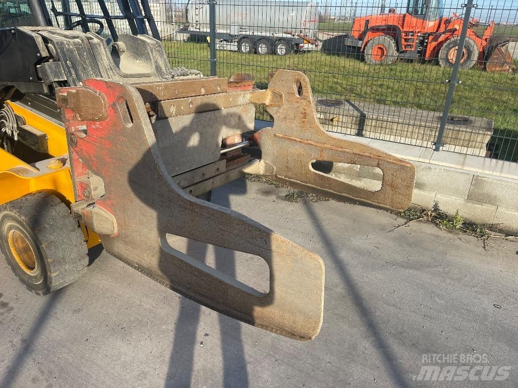 JCB TLT 35 D / 4x4 Телескопічні навантажувачі