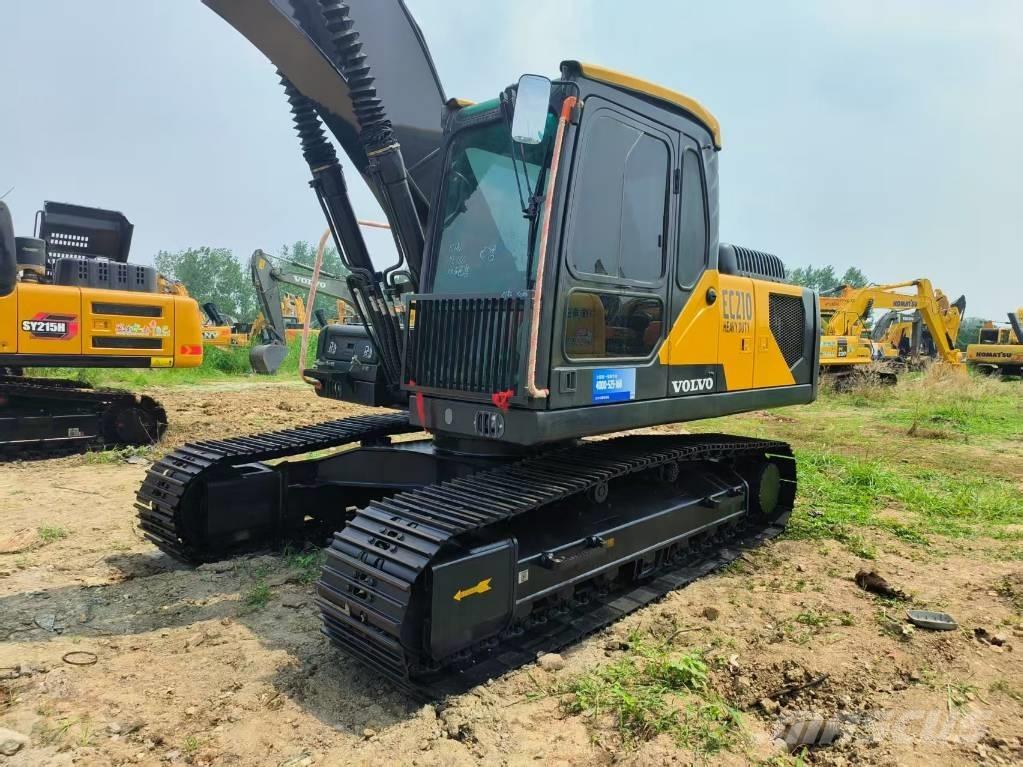 Volvo EC 210 Гусеничні екскаватори