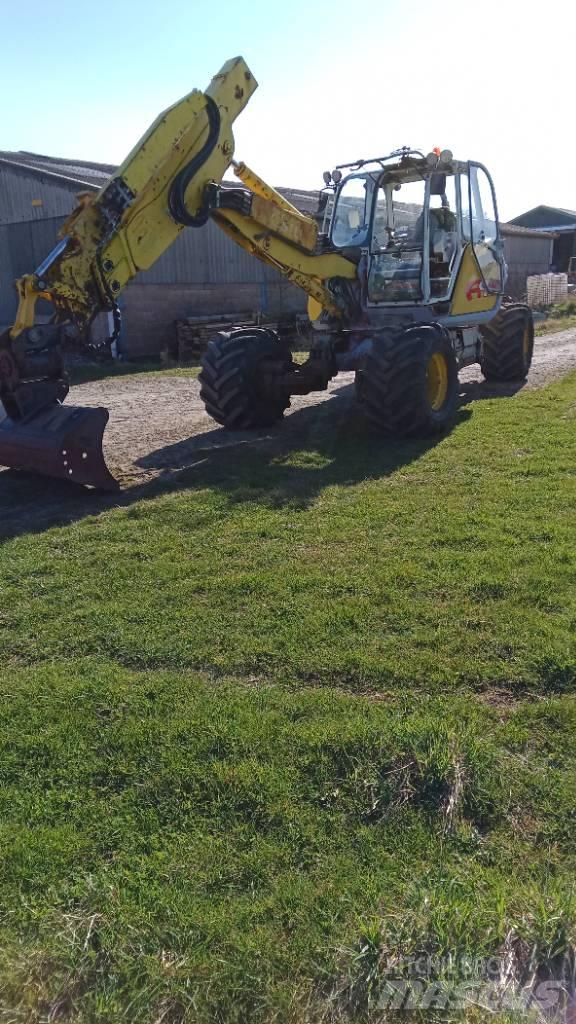 Menzi Muck A91 Колісні екскаватори