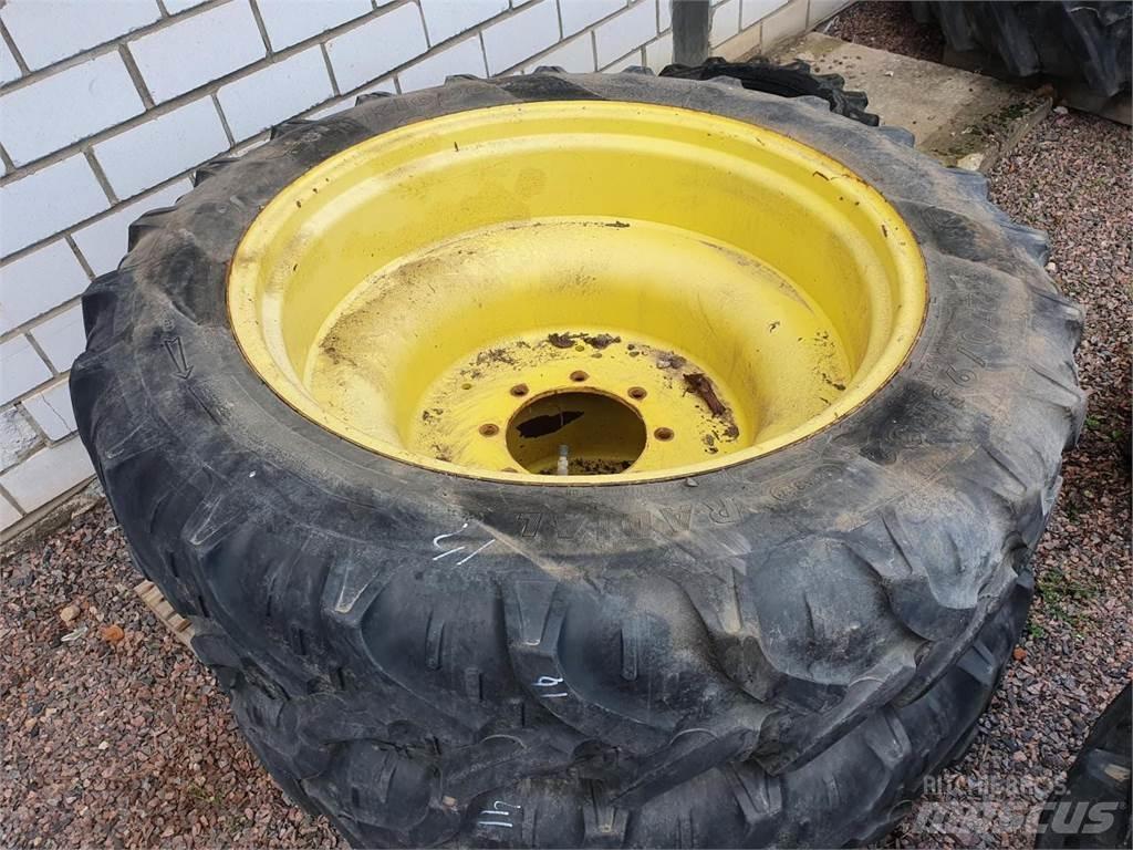 Kleber 270/95R32 Колеса