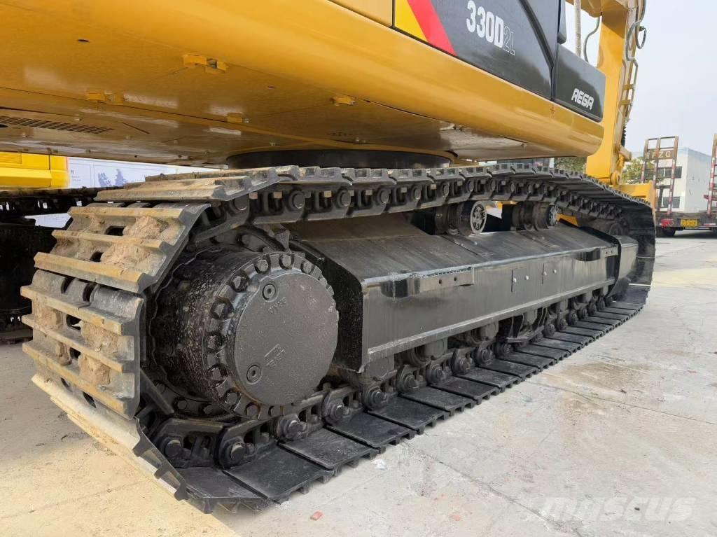 CAT 330 D Гусеничні екскаватори