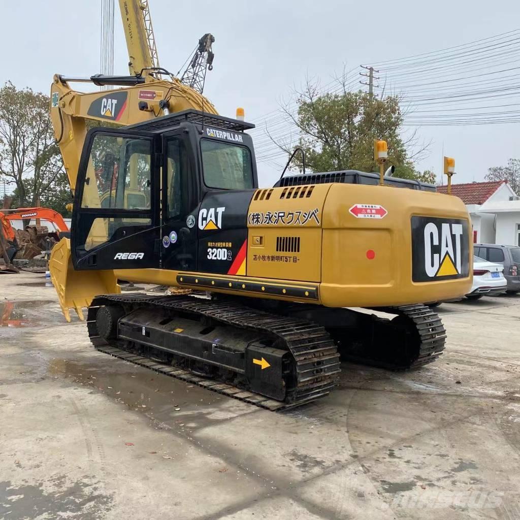 CAT 320 D Гусеничні екскаватори