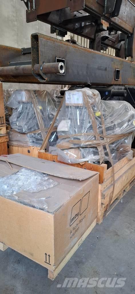 Mercedes-Benz OM 471 Двигуни