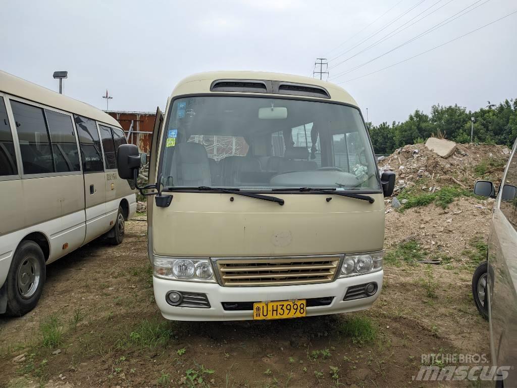 Toyota Coaster Bus Мікроавтобуси