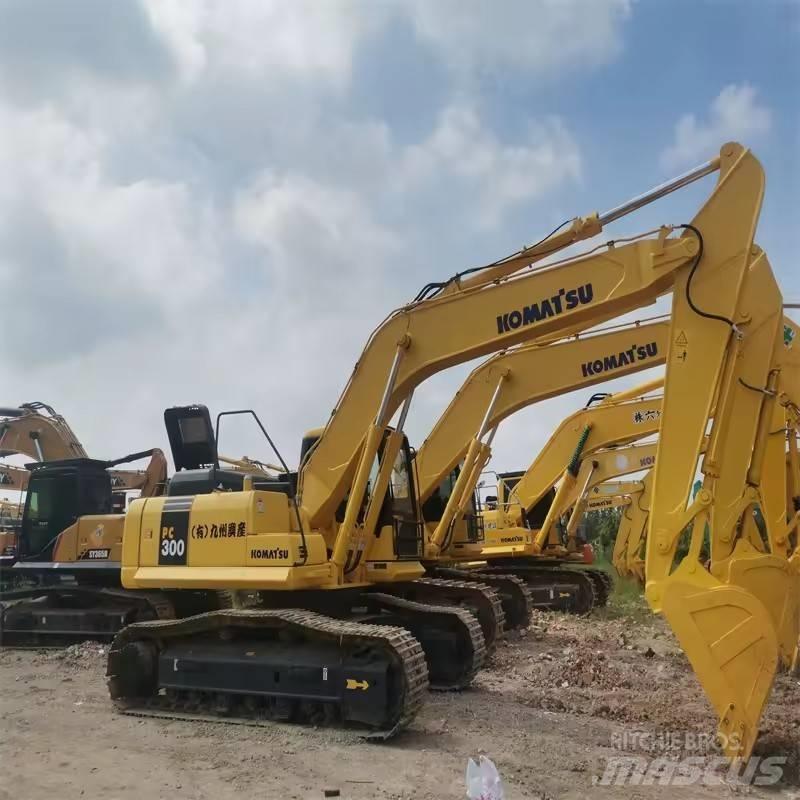 Komatsu PC 300 Гусеничні екскаватори