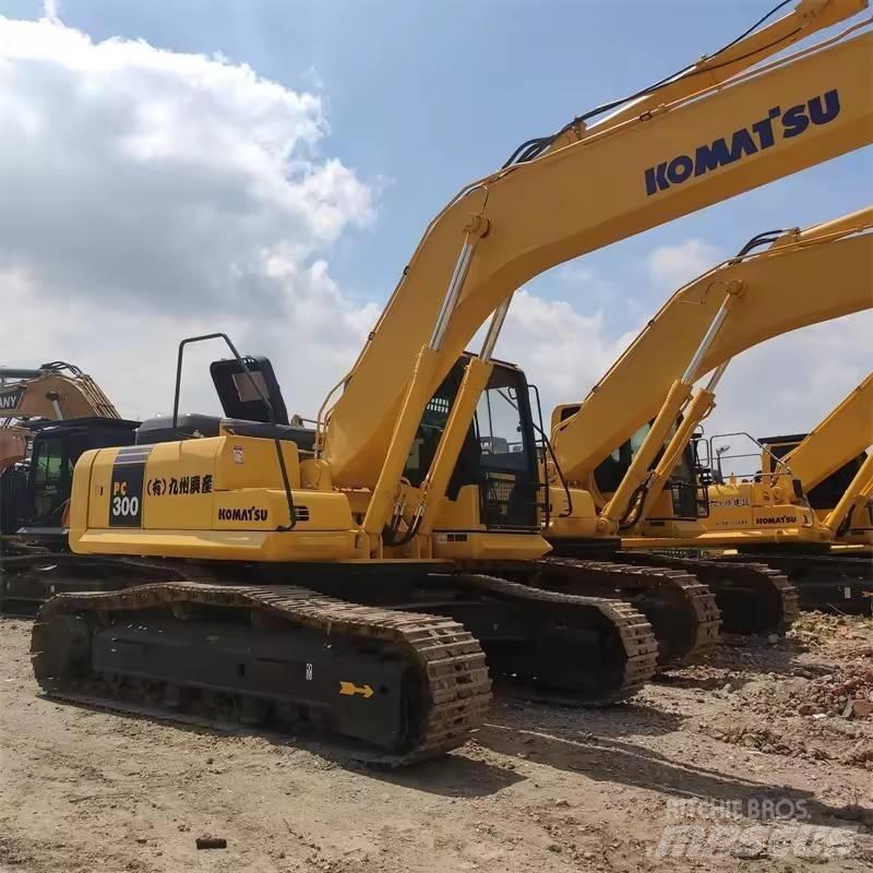 Komatsu PC 300 Гусеничні екскаватори